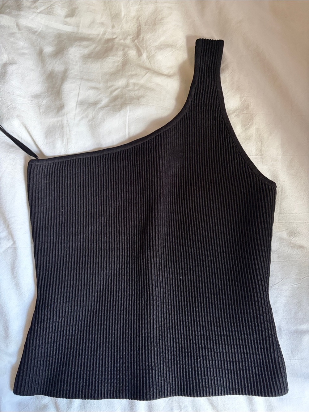 Aritzia Babaton sculpt knit One-Shoulder Ribbed Tank Top in Black M